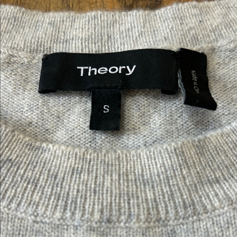 Theory Heather Gray Short Sleeve Top - Picture 2 of 7